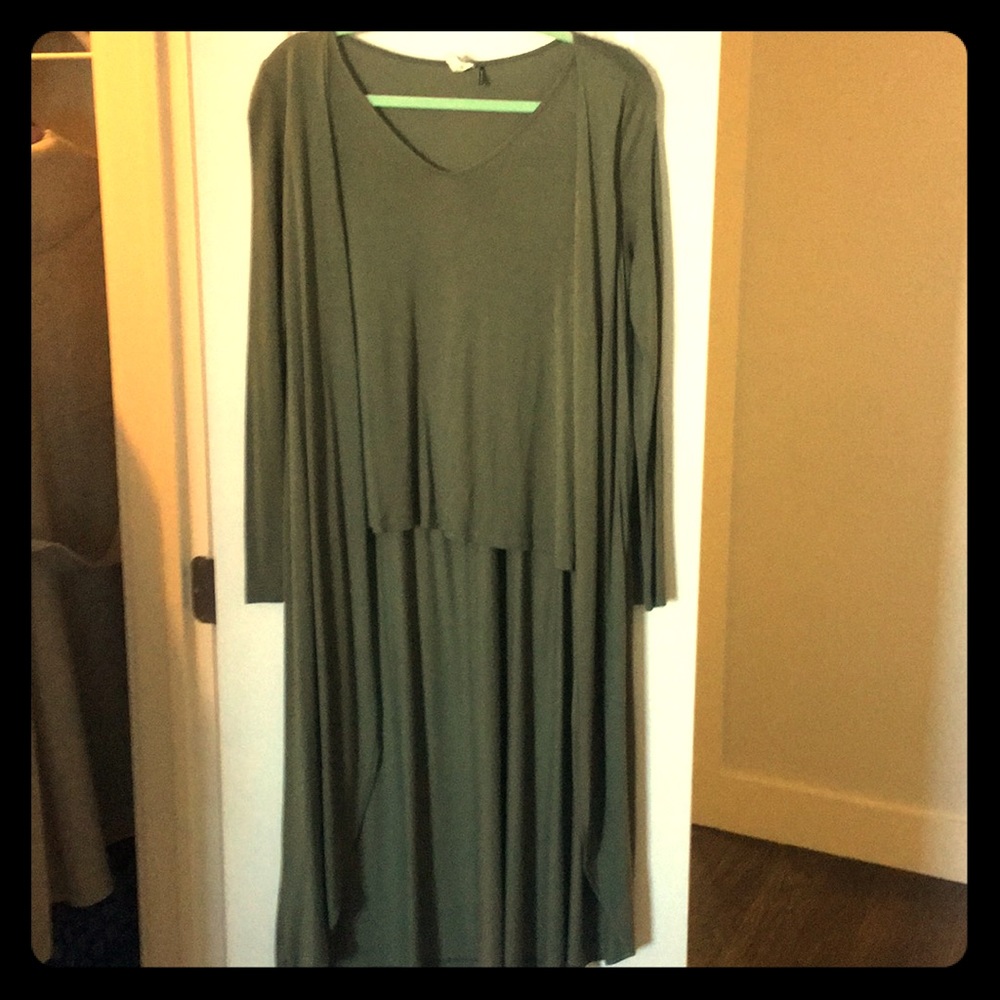 SUPER CUTE OLIVE HIGH-LOW BLOUSE